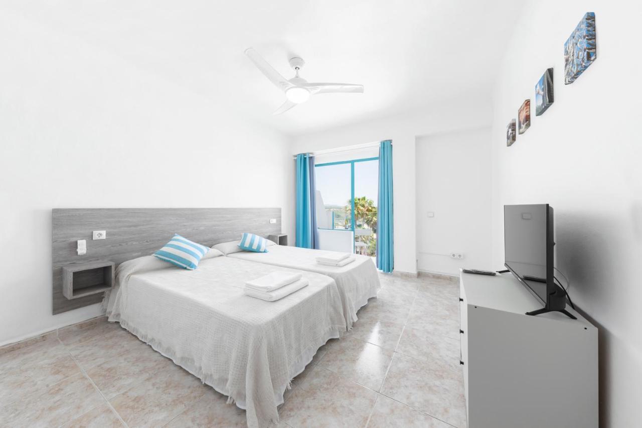 Hostal Cala Llombards Ngoại thất bức ảnh