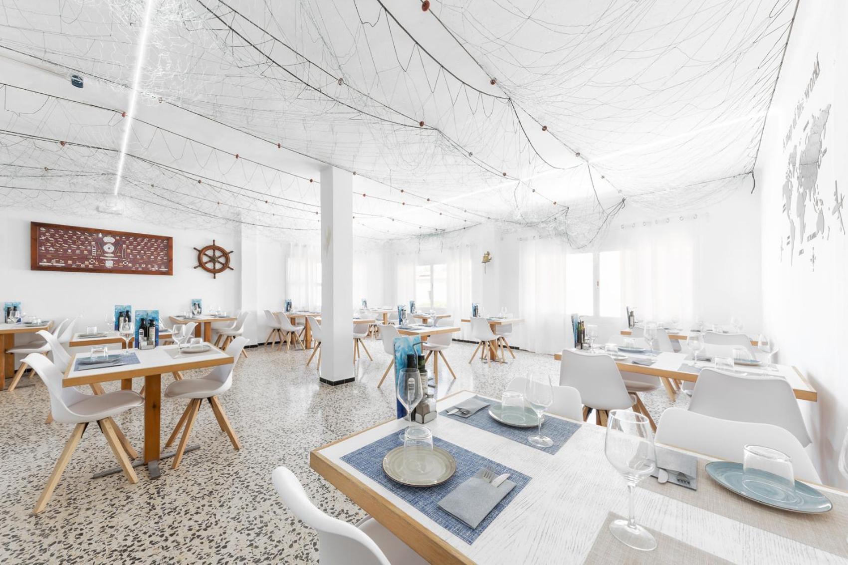 Hostal Cala Llombards Ngoại thất bức ảnh