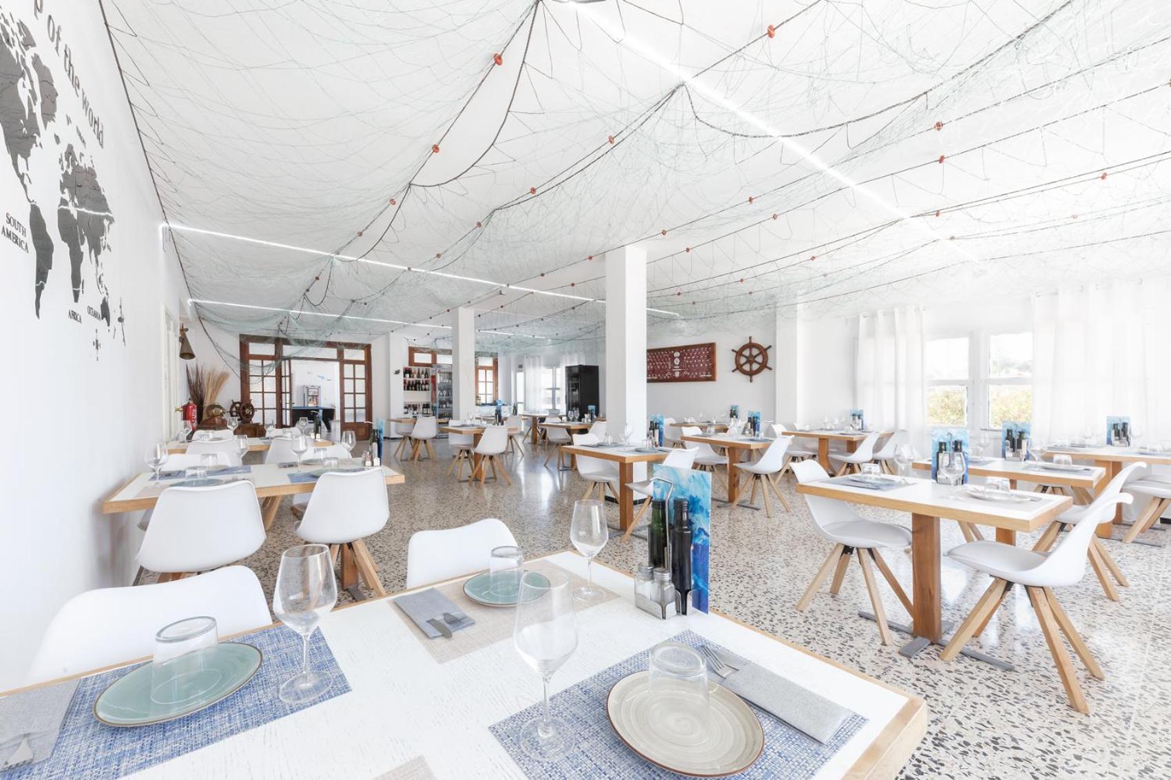 Hostal Cala Llombards Ngoại thất bức ảnh
