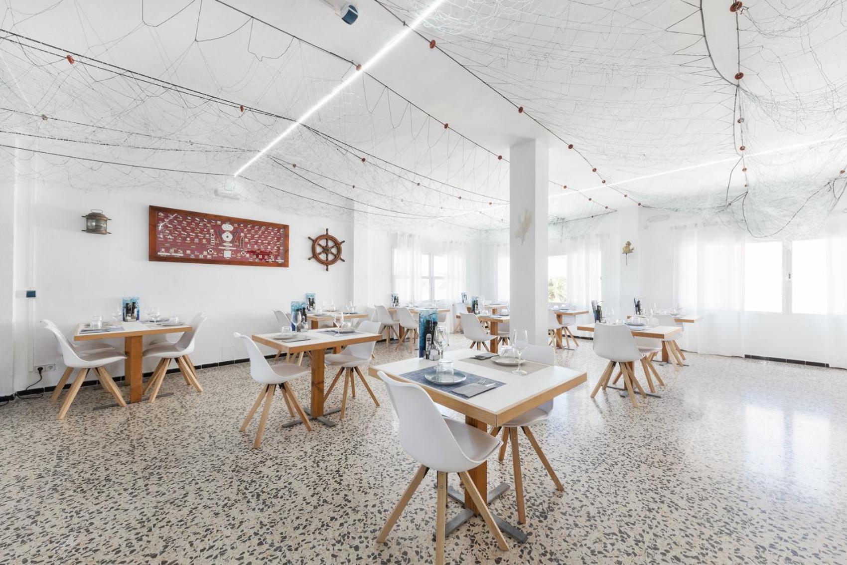 Hostal Cala Llombards Ngoại thất bức ảnh