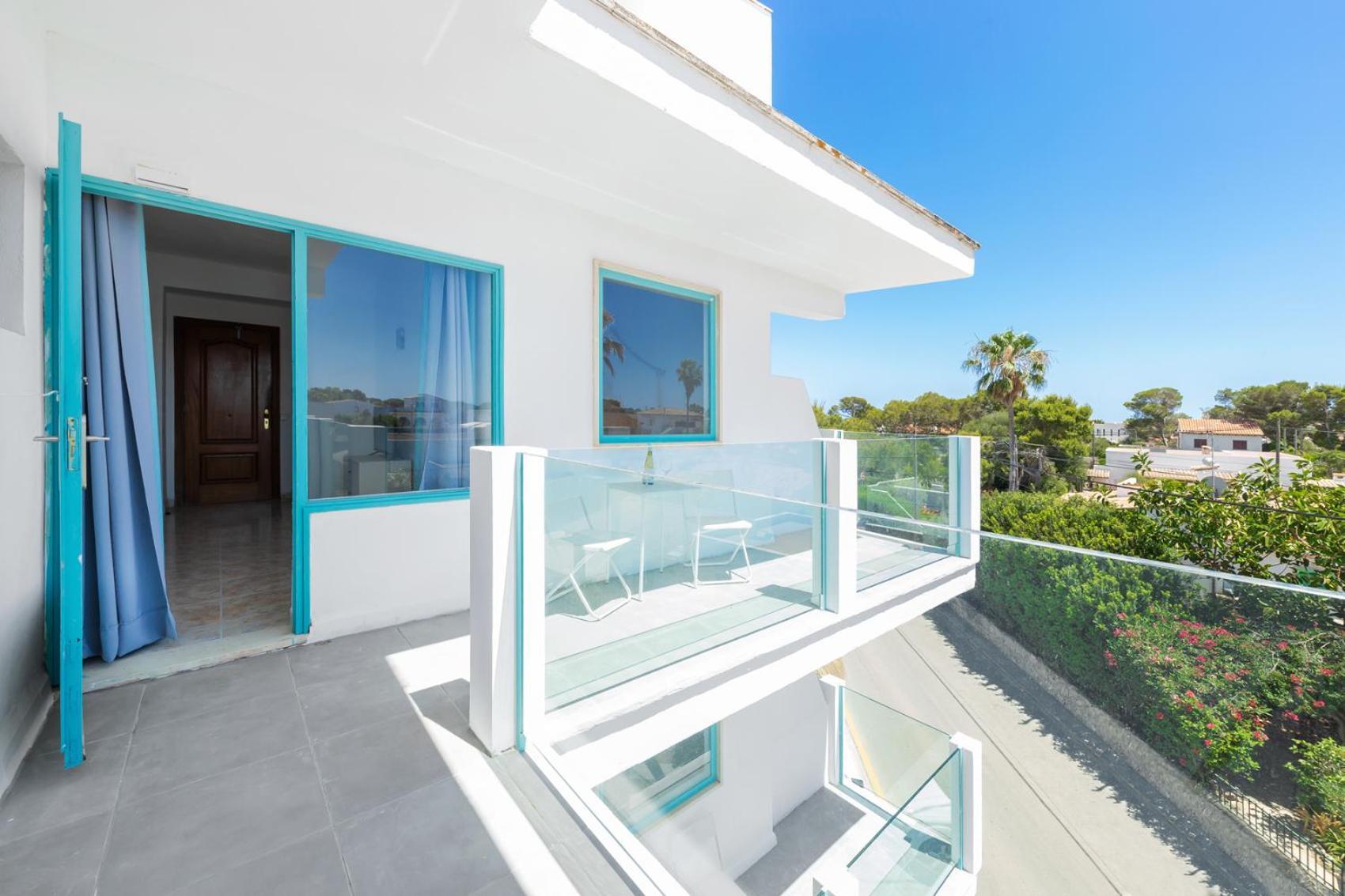Hostal Cala Llombards Ngoại thất bức ảnh
